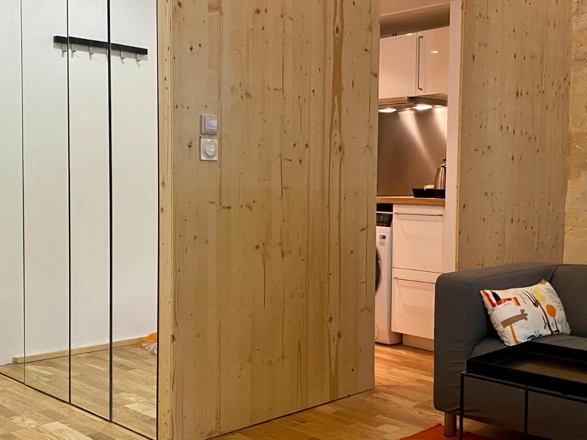 Charmant Studio Renove Et Climatise ボルドー エクステリア 写真