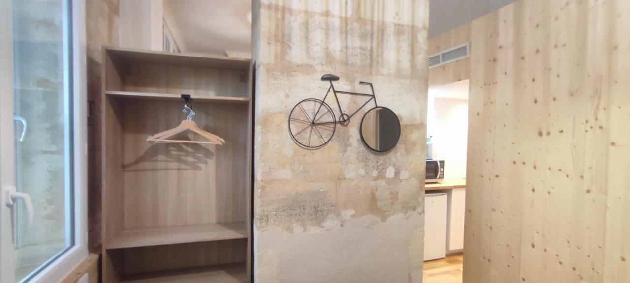 Charmant Studio Renove Et Climatise ボルドー エクステリア 写真